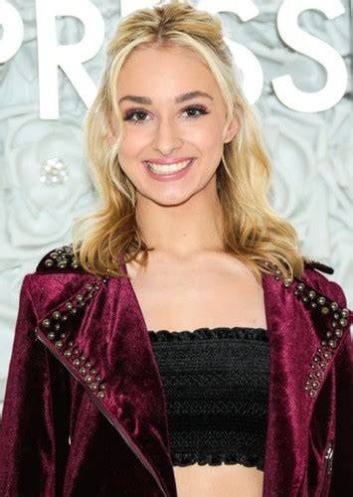 Sarah Reasons Fan Casting